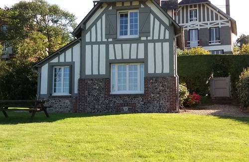 Quiberville House | Charming house in a scenery garden, sea sight