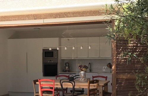Lunel Villa | Charming house in a green setting 15 minutes from the beaches