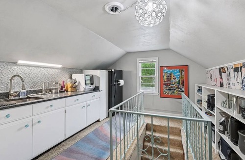 Ericsson House | Charming house in brilliant Minneapolis perfect for your next getaway