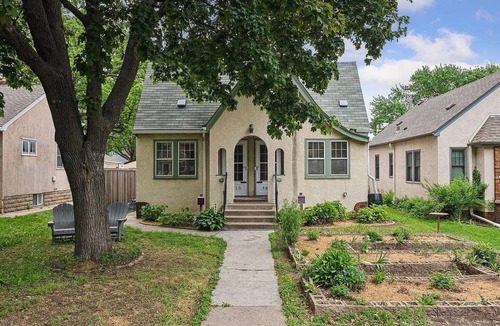 Ericsson House | Charming house in brilliant Minneapolis perfect for your next getaway
