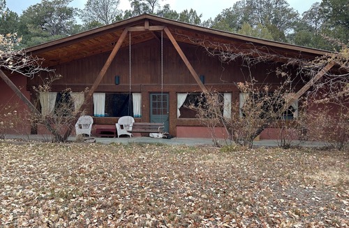 High Rolls Mountain Park House | Charming house in beautiful High Rolls-Mountain Park.