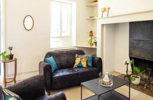 Coubjours House | Charming House in Coubjours with Pool