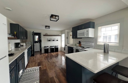 Clayton House | Charming House in Downtown Clayton - 4 Bedroom/2 Bath