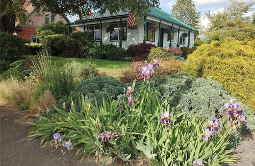 Blaine House | Charming House in Downtown Blaine