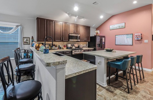 Houston House | Charming house in fabulous Houston perfect for your next getaway