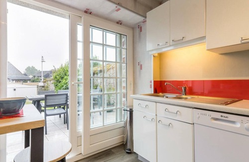 Granville Cottage | Charming house in Granville with garden and terrace