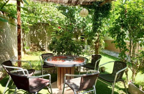 Murillo El Cuende House | Charming House in Rada with Fenced Garden