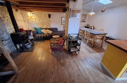 Eus House | Charming house in the village of EUS