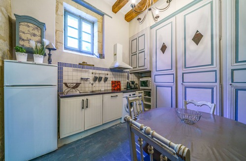 Luynes Cottage | Charming house in Touraine with garden 4 rooms near Tours and Langeais