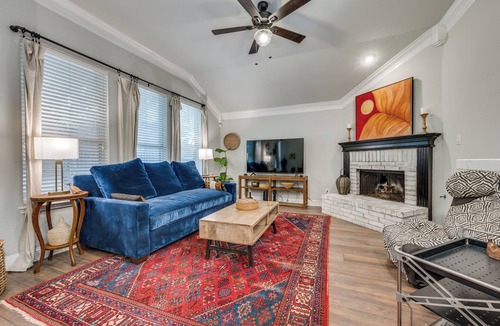 Flower Mound House | Charming house in wonderful Flower Mound with AC