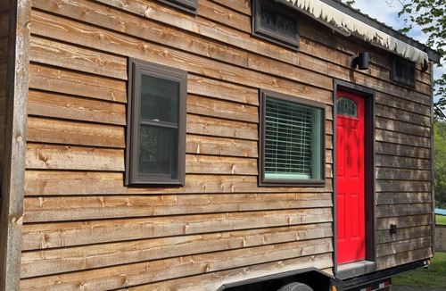 Johnson City House | Charming house in Johnson City perfect for your next getaway
