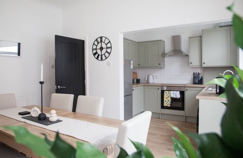 Wallasey House | Charming house In Wirral