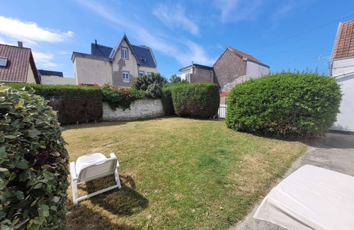 Berck-sur-Mer Villa | Charming House Near Beach with Garden, Terrace, Pet-Friendly, No Parking, Non-Smoking