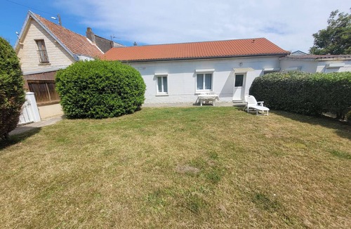 Berck-sur-Mer Villa | Charming House Near Beach with Garden, Terrace, Pet-Friendly, No Parking, Non-Smoking