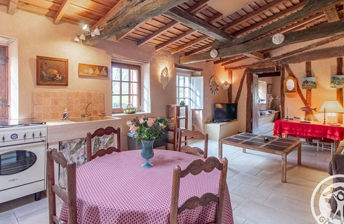 Montfort Cottage | Charming house near Montreuil Bellay with Wifi and Pets allowed