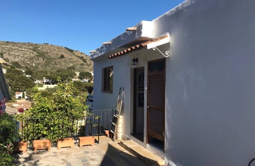 El Portet Ski Chalet | Charming house, newly renovated Portet beach