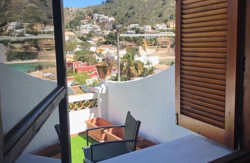 El Portet Ski Chalet | Charming house, newly renovated Portet beach