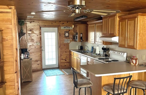 Jasper House | Charming House on River near Lake Sam Rayburn-Pool, Boat Parking, Covered Porch