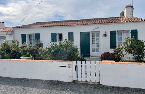 La Gueriniere House | Charming house, pets allowed - 4 guests