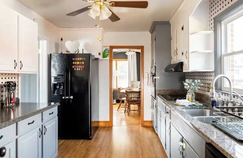 Colonial Heights House | Charming house/VSU/95/FortGregAdams/FirePit/Pooltbl