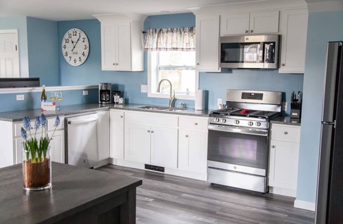 Waterloo House | Charming House w/Private Deck Near Canal