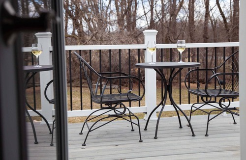 Waterloo House | Charming House w/Private Deck Near Canal