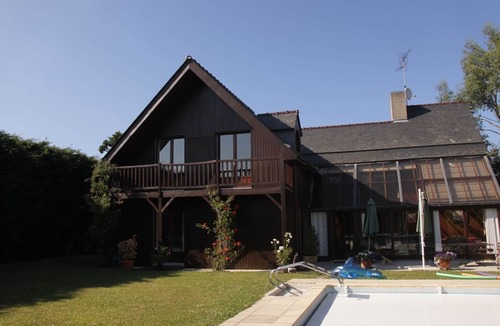 La Richardais House | Charming house with heated pool