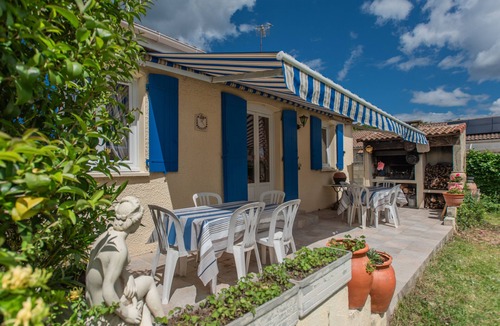 Clarensac House | Charming house with a garden and a private pool