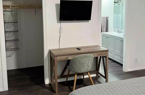 Stanfield House | Charming House with Backyard