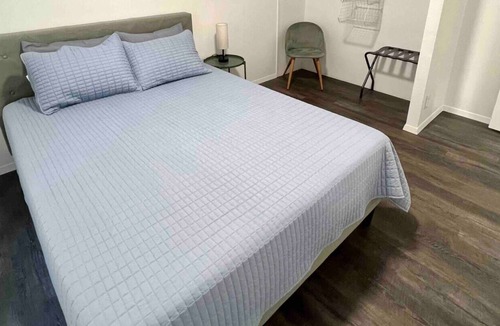 Stanfield House | Charming House with Backyard