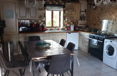 Vanxains House | Charming house with blue shutters