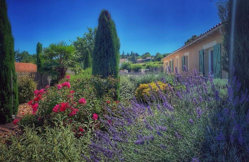 Neuvic Cottage | Charming house with enclosed garden and pet-friendly, Neuvic