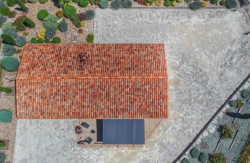 Neuvic Cottage | Charming house with enclosed garden and pet-friendly, Neuvic