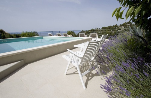 Krvavica House | Charming house with oversized heated pool
