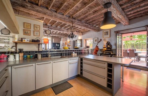Saleilles House | Charming house with intimate garden & Roman plunge pool – sleeps 6