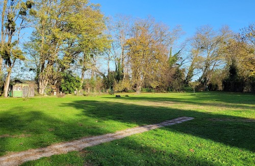 Le Vernet House | Charming house with large shared garden 8kms from Pamiers