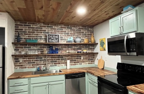 Cabot House | Charming house with quiet setting and outdoor space.