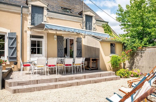 Deols Cottage | Charming house with terrace and WIFI near Châteauroux