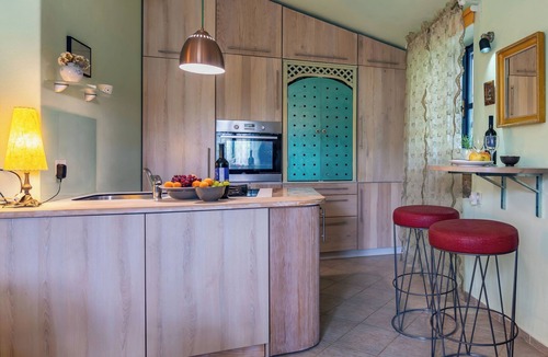 Sveti Ivan Dobrinjski House | Charming Bungalow with Heated Pool – Perfect for Couples