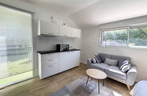 Ducey-les-Cheris Apartment | Charming independent studio with terrace