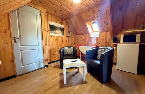 Nibas Cottage | Charming Independent Suite for 2 Guests near the Bay of Somme