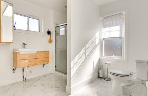 Broad Ripple Condo | Charming Indianapolis Condo - 6 Mi to Newfields!