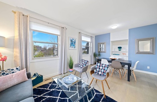 Inglewood House | Charming Inglewood House!