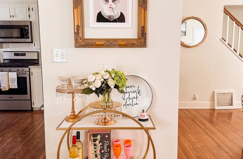 Bryn Mawr House | Charming Instaworthy cottage close to Everything Fun in Tulsa! No Cleaning fee