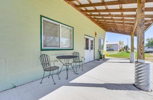 Ellston House | Charming Iowa Home: 1 Mi to Golf