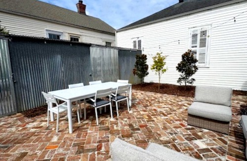 Irish Channel House | Charming Irish Channel Home | Steps to Magazine St