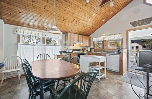 Chincoteague House | Charming island cottage by Seaside Vacations & Sales