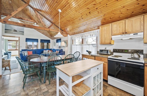 Chincoteague House | Charming island cottage by Seaside Vacations & Sales