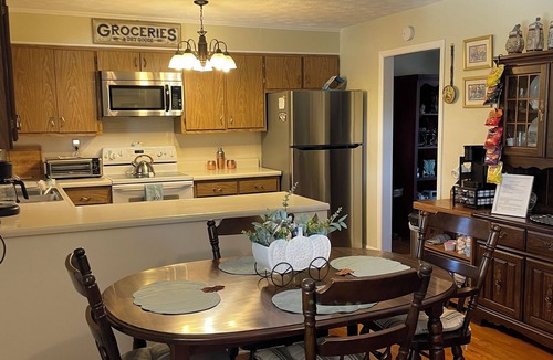 Jefferson City House | Charming Jefferson City Retreat