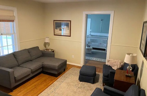 Bellewood House | Charming Kentucky home! Walking distance to bars and restaurants.